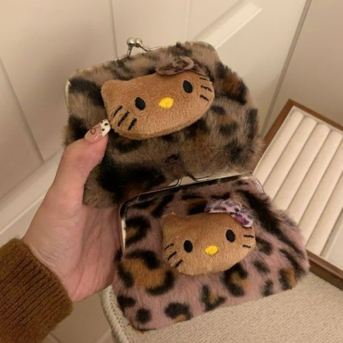 Afbeelding van Schattige Pluche Kat Portemonnee met Luipaardprint – Multifunctionele Make-up en Opbergtas voor Bluetooth Hoofdtelefoons