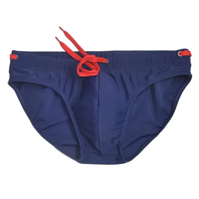 Image de Maillot de Bain Homme Triangulaire Tendance 2025