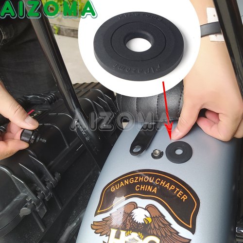 Imagen de Cojín de Asiento Antideslizante con Guardabarros Trasero, Junta de Goma y Adaptador de Perno de Montaje para Harley-Davidson Sportster XL 1200, 883, Touring, Dyna, CVO y Softail