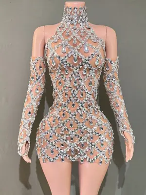 Image de Robe Courte Strass & Gants Transparentes - Look Sexy pour Soirée