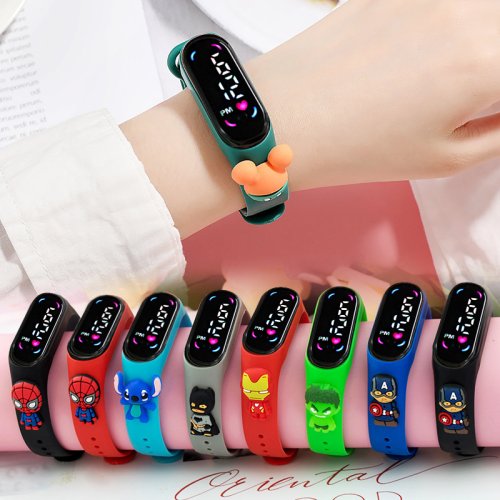 Bild von Disney Prinzessin Gefrorene Elsa Anna Spiderman Iron Man Mickey Minnie Maus Stich LED Uhr Kinder Spielzeug Wasserdichte Digitaluhr