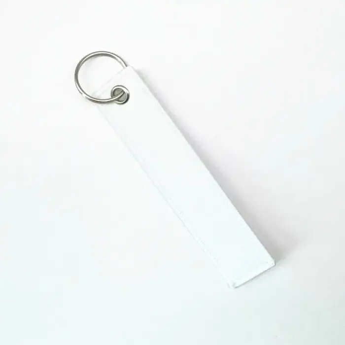 Image de Porte-clés personnalisé avec nom brodé - Style moto & aviation