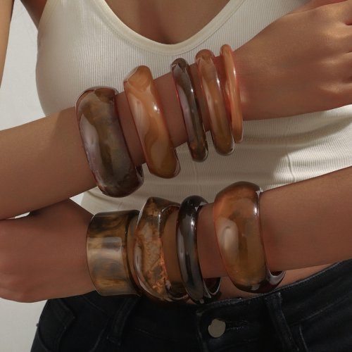 Afbeelding van Vintage Punk Bruine Koffie Dikke Hars Acryl Vlekken Geometrische Onregelmatige Bangle Armbanden voor Vrouwen en Mannen - Unieke Mode Sieraden