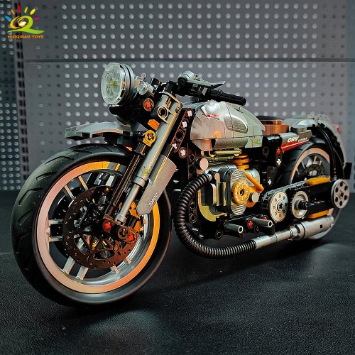 Image of Huiqibao 808-Piece MOC Technical Motorbike Building Set – City Moto Racer Model Blocks Toy for Kids, Boys, Children & Adults
