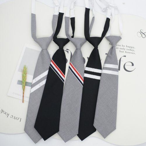 Image of 29cm Retro Gray Lazy Tie for Women – Elegant College Student JK Uniform Accessory, Simple and Stylish Necktie for School Shirts and Dresses