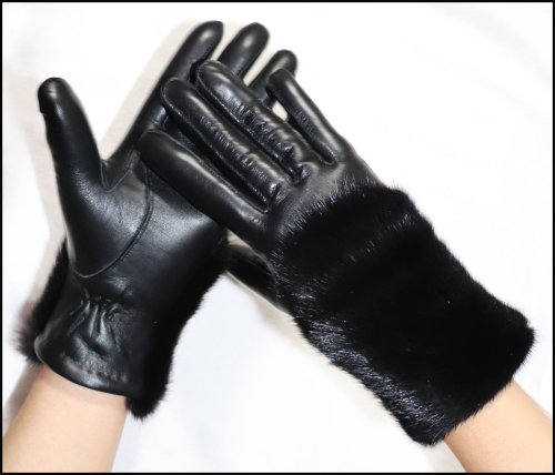 DM black