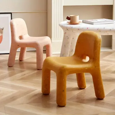 Image de Chaise Design Nordique en Plastique