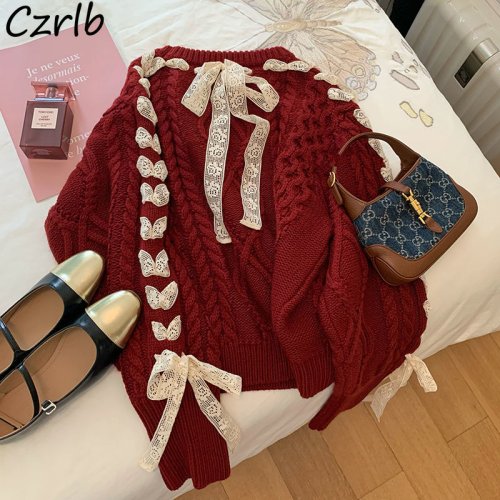Bild von Roter Strickpullover für Frauen – Stilvoll & Süß
