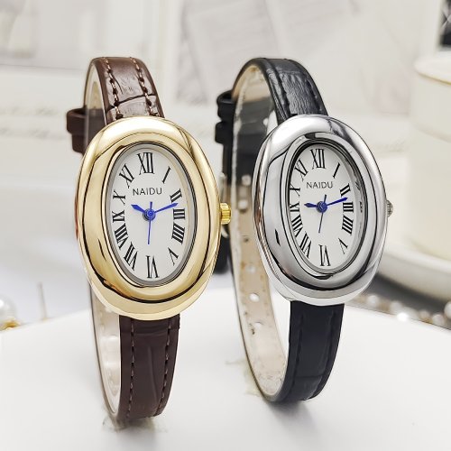 Immagine di Orologio da Donna Vintage Ovale con Cinturino in Pelle di Lusso e Quadrante a Forma di Uovo d'Oca - Orologio da Polso Elegante e Raffinato, Ideale come Regalo di Natale