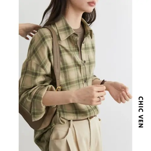 Image de Chemise à Carreaux Femme - Style Décontracté & Amples