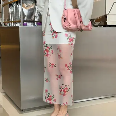 Image de Jupe Patchwork Tendance 2025 - Style Streetwear Élégant