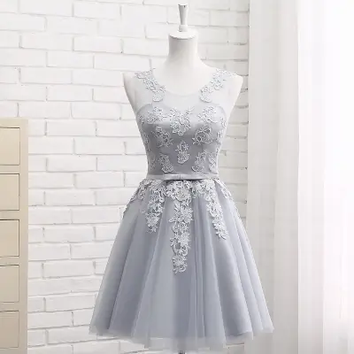 Image de Robe de Mariage Marron à Lacets - Élégante & Moderne
