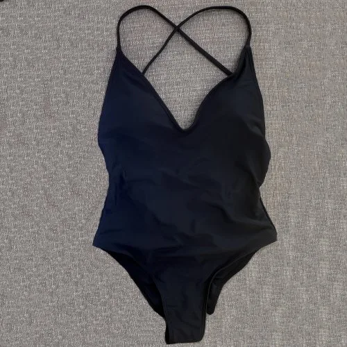 Dsolid-black1