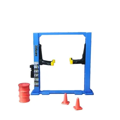 Image de Garage Miniature LED Éclairé 1:64 - Diorama Réaliste pour Voitures
