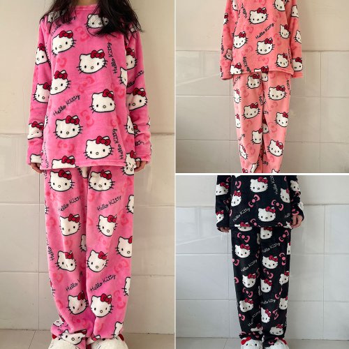 Immagine di Set Pigiama Hello Kitty 2 Pezzi in Cotone Morbido – Pigiamino Carino con Motivo Anime Sanrio per Bambini e Adulti, Ideale per Casa e Regalo