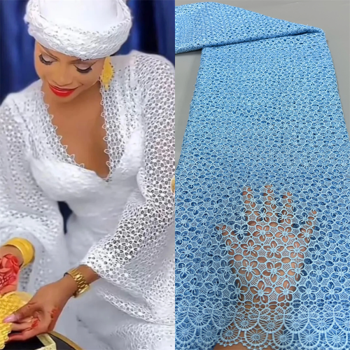 Afbeelding van Elegante Afrikaanse Melkzijde Stof met Wateroplosbaar Kant – Hoge Kwaliteit Nigeriaanse Mesh Kantstof voor Prachtige Trouwjurken en Feestkleding