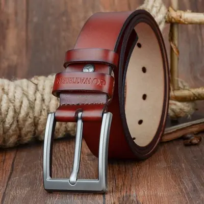 Image de Ceinture en Cuir Véritable Homme - Style Vintage & Élégant