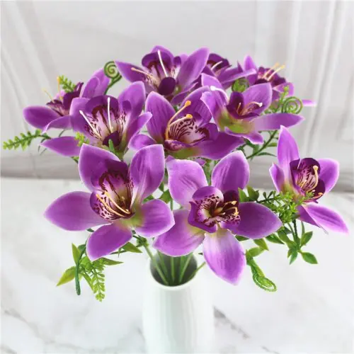 Image de Bouquet d'Orchidées Artificielles Blanches - Décoration Élégante