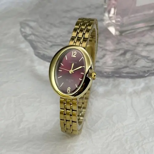 Image de Montre Femme Luxe Ovale - Élégance & Raffinement