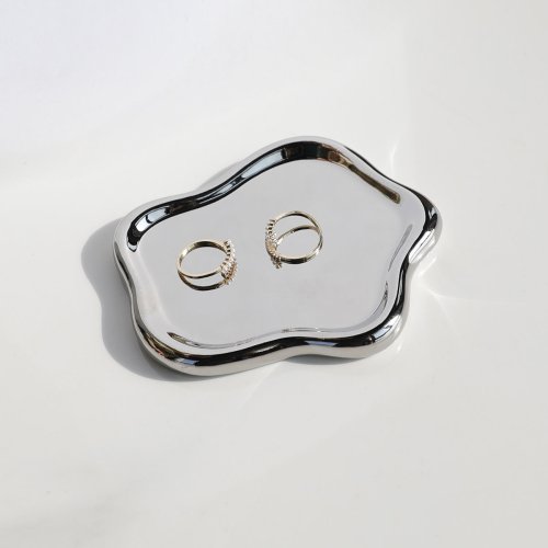 Imagen de Bandeja de Cerámica Irregular para Exhibición de Joyas y Almacenamiento de Llaves – Adorno Decorativo para Escritorio