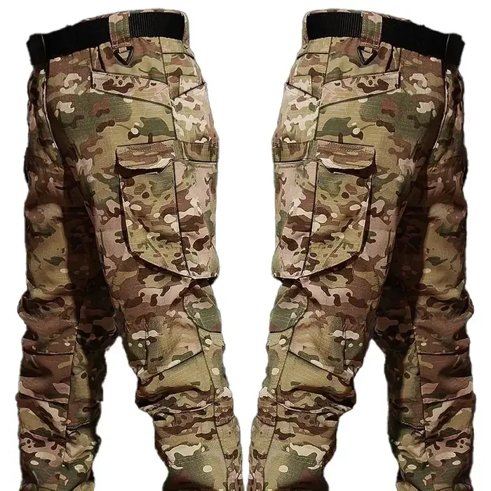 Image de Combinaison Tactique Camouflage - Uniforme Résistant pour Outdoor