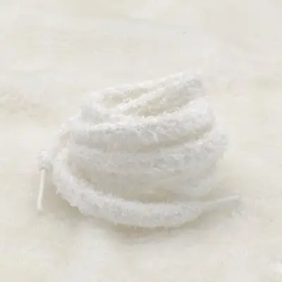 Image de Lacets Lumineux Peluche Blancs - Style Décontracté