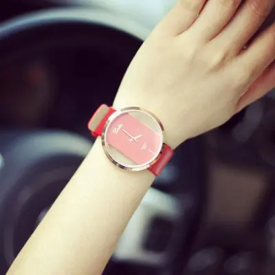 Image de Montre Femme Luxe Cuir Squelette - Élégante & Décontractée