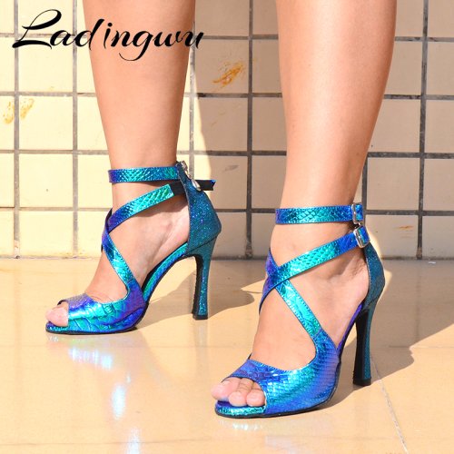 Immagine di Scarpe da Ballo per Donne - Eleganti Scarpe da Salsa Latine con Glitter Blu, Oro e Argento in PU Laser per Feste di Nozze e Danza in Sala da Ballo