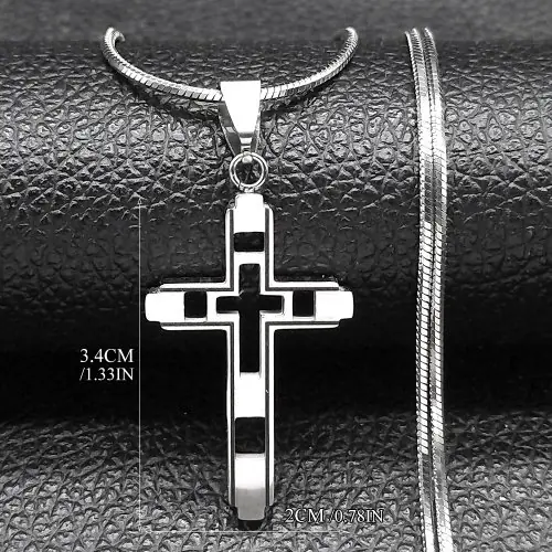 Image de Collier Croix Or pour Homme - Style Urbain & Élégant