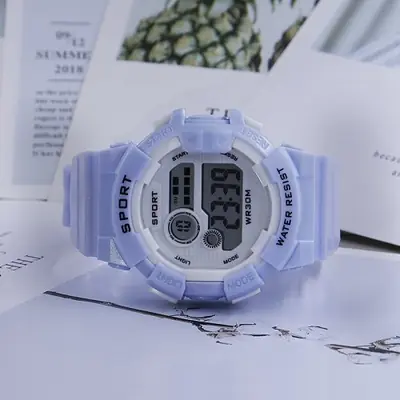 Image de Montre Connectée Enfants Lumineuse & Étanche