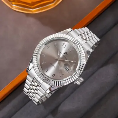 Image de Montre Homme Quartz Acier Inoxydable - Élégante & Sportive