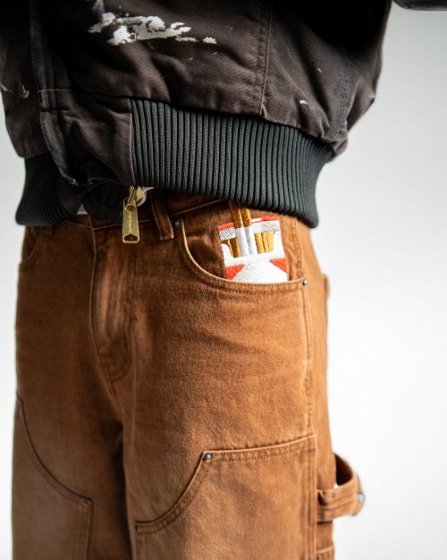 Immagine di Jeans Larghi a Gamba Dritta Stile Y2K Punk Gotico con Ricami e Lavaggio Vintage per Uomo e Donna
