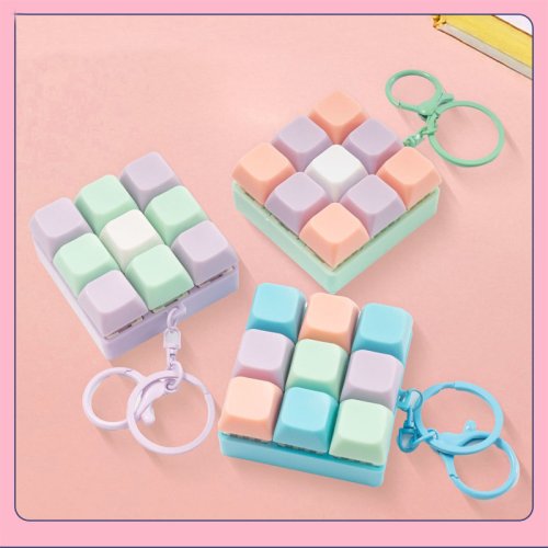 Imagen de LLavero de presión de la yema del dedo Tetris de nueve teclas, llavero de juego de teclado de dedo para aliviar el estrés para adultos, juguete mágico para aliviar el estrés
