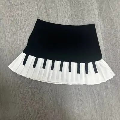 Image de Jupe Mini Harajuku Noir & Blanc Y2K
