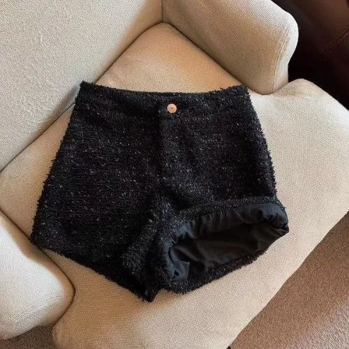 Schwarz