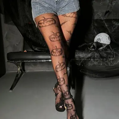 Image de Collants Résille Gothiques Halloween - Motif Citrouille & Chauve-Souris