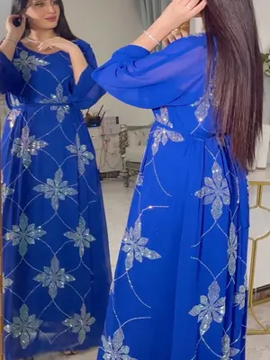Image de Abaya de Soirée Élégante pour Femme Musulmane