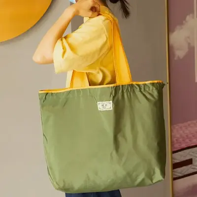Image de Sac Écologique Pliable & Réutilisable - Grand Volume