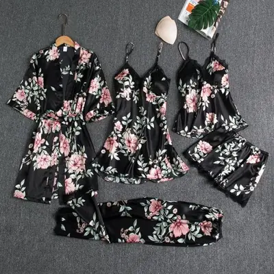 Image de Ensemble de Nuit Luxueux 5 Pièces pour Femme