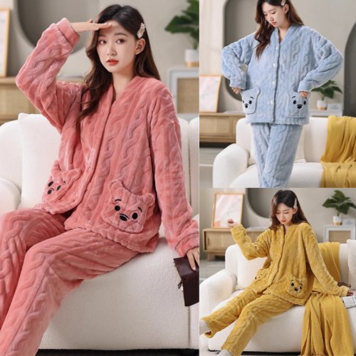 Imagen de Pijamas gruesos de terciopelo Coral cálido para mujer, pijamas escolares de franela a rayas con oso de dibujos animados acolchados para otoño e invierno, ropa de casa para invierno