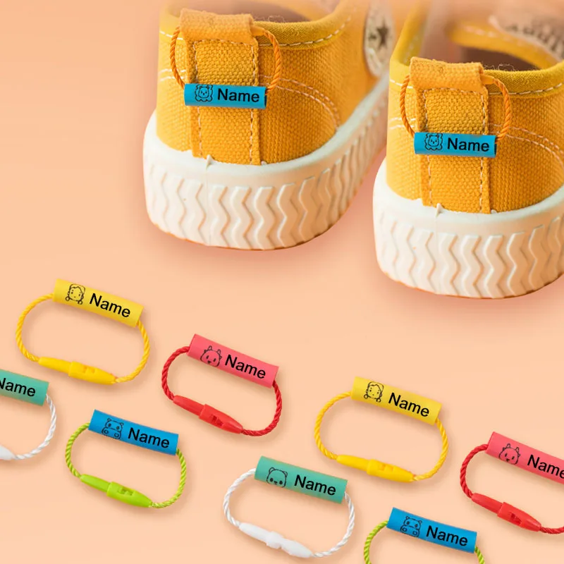 Imagen de 20 piezas etiquetas personalizadas para niños: pegatinas impermeables para zapatos, mochilas, tazas, ropa y accesorios escolares con nombre de bebé