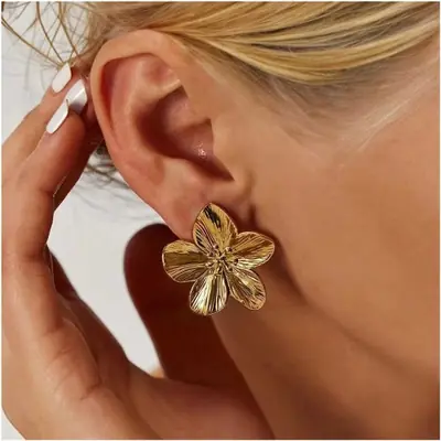 Image de Boucles d'oreilles Fleurs Acier Inoxydable - Tendance & Élégantes