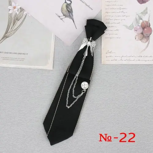 Image de Cravate Noire Strass - Élégante & Fait Main