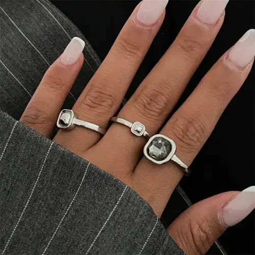 Image de Bague Minimaliste Strass Acrylique - Style Coréen