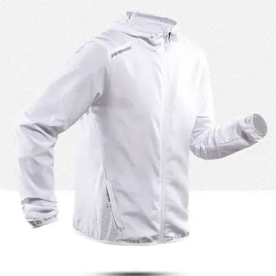 Image de Veste de Sport Réfléchissante à Capuche - Automne 2025