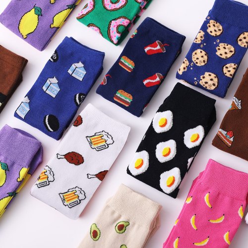 Afbeelding van Grappige Vrouwen Sokken met Leuke Cartoon Fruit Motieven – Banaan, Avocado, Citroen, Ei, Cookie & Donuts – Happy Harajuku Skateboard Stijl