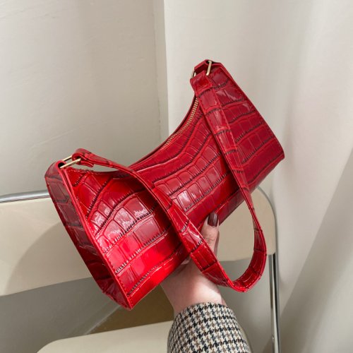 Image of Stylish Women's PU Leather Armpit Bag with Alligator Pattern – Compact Underarm Messenger Handbag for Everyday Use