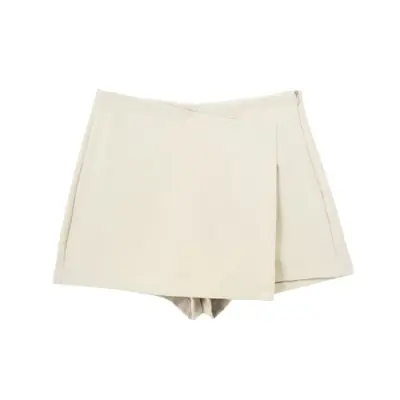 Image de Jupe Short Asymétrique Noire Taille Haute