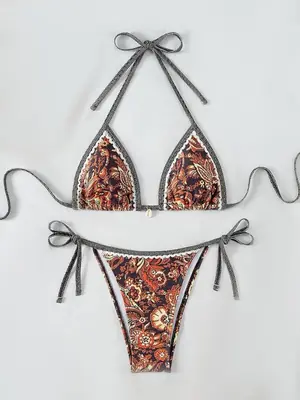 Image de Bikini String Triangulaire 2 Pièces - Été 2025