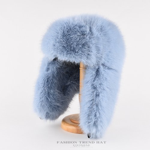 Imagen de Gorro de Invierno para Mujer con Protección para los Oídos